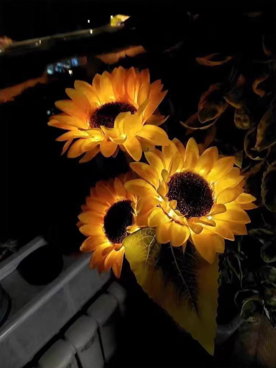 Sunflower Solar Light